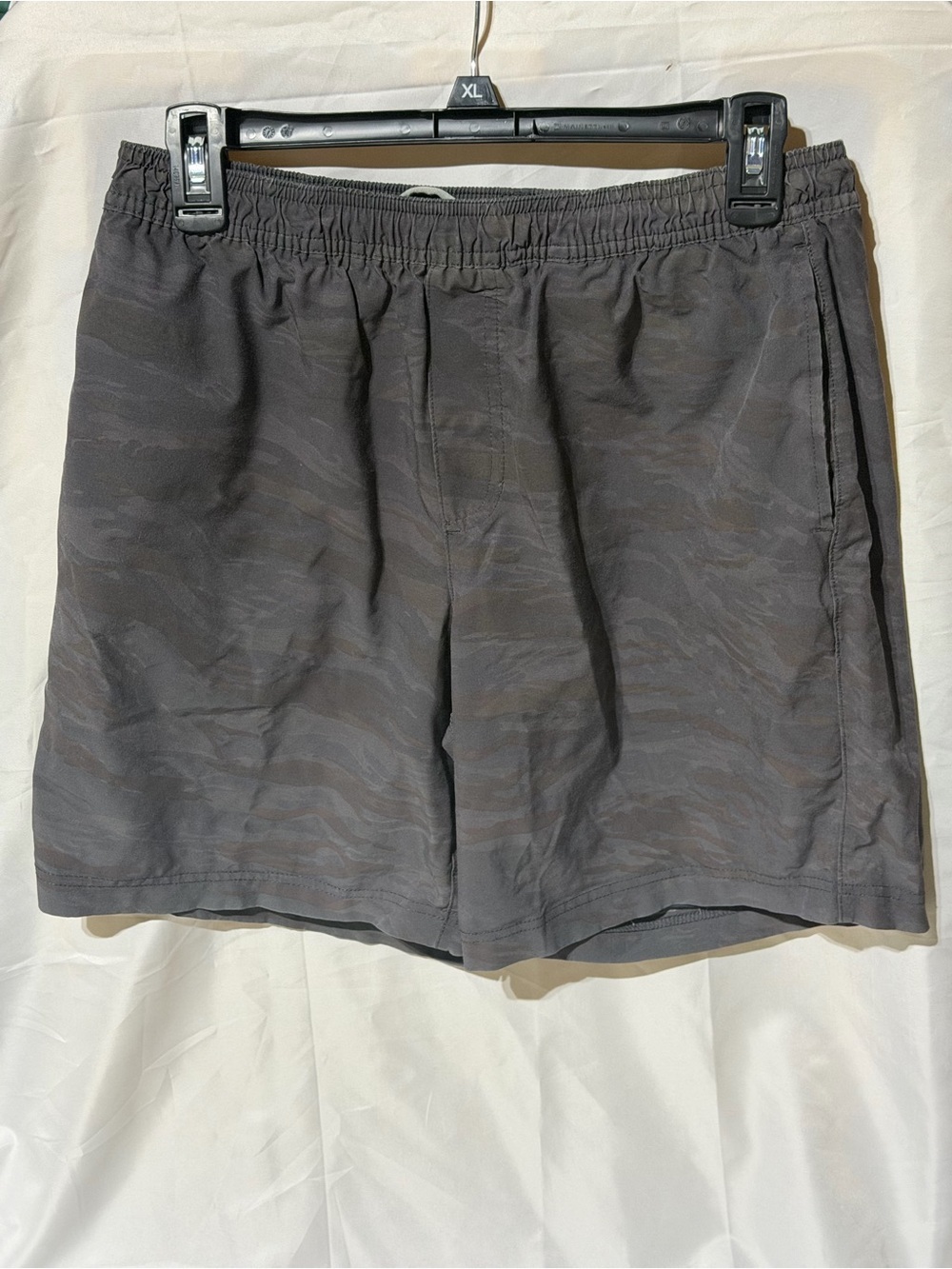 Chubbies Shorts Men's Size Large Elastic Waist Green Camouflage Lined 7" Inseam